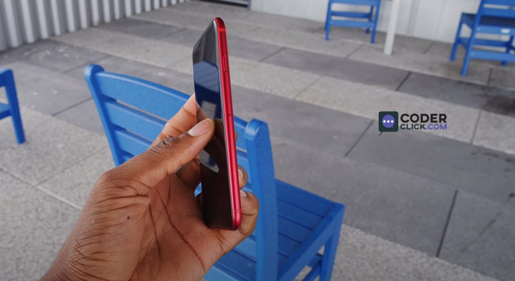 Right View - iPhone SE